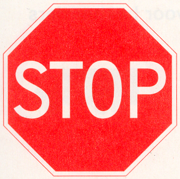 Stop; verleen voorrang aan bestuurders op de kruisende weg